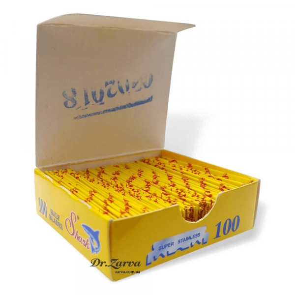 Лезвия для опасных бритв (шаветт) Shark SUPER STAINLESS половинки 100 шт