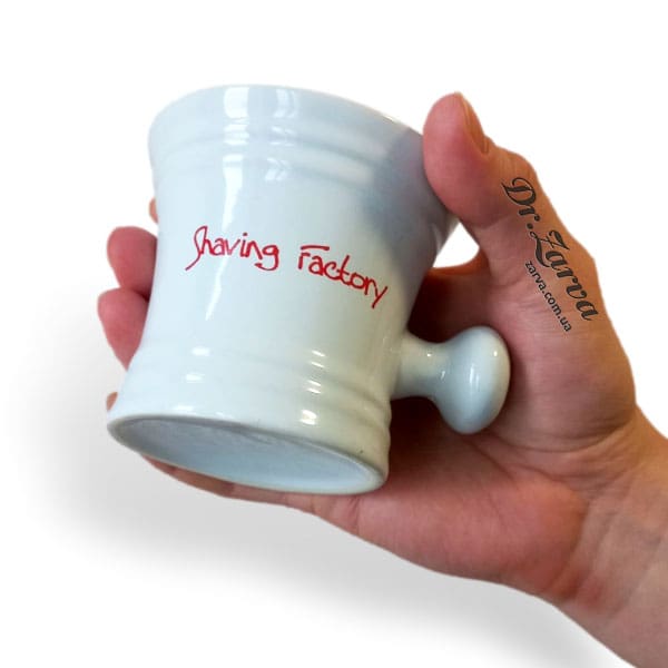 Чаша для взбивания пены THE SHAVE FACTORY с ручкой (белая)